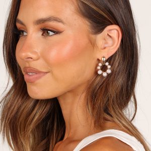 Aliana Hoop Statement Earrings - Gold