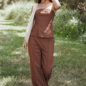 Dalia Eyelet Pant - Brown