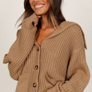 Amelia Oversize Collar Button Cardigan - Camel