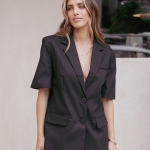 Brielle Short Sleeve Blazer Top - Black