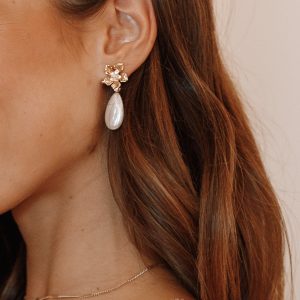 Everly Pearl Earrings - Gold