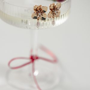 Trina Flower Earrings - Gold/Pearl